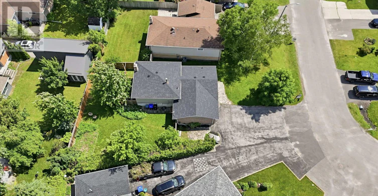32 Courtice Crescent, Collingwood, ON, L9Y 4G1 - 32