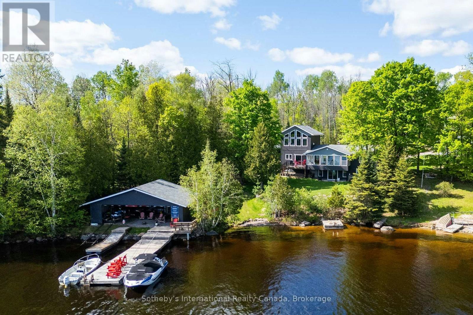 126 Chapman Drive S, Magnetawan, ON, P0A 1P0