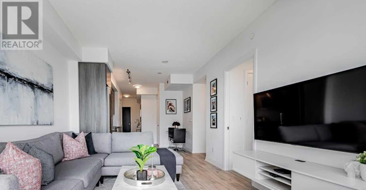 910-101 Erskine Avenue, Toronto, ON, M4P 1Y5 - 4