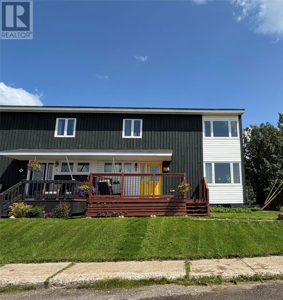 8 Banting Avenue, Wabush, NL, A0R 1B0