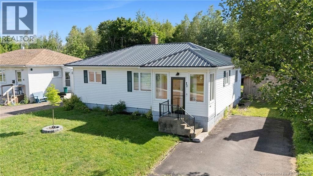 11 Alice Avenue, Moncton, NB, E1E 2H9