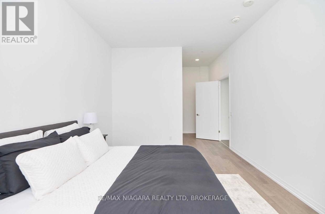 914-SUB 7711 Penthouse Green Vista Gate, Niagara Falls, ON, L2H 1R1 - 8
