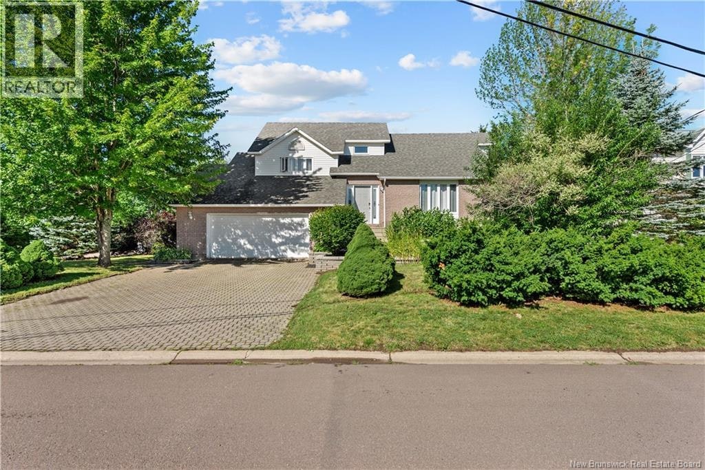 315 Belliveau, Dieppe, NB, E1A 6T5