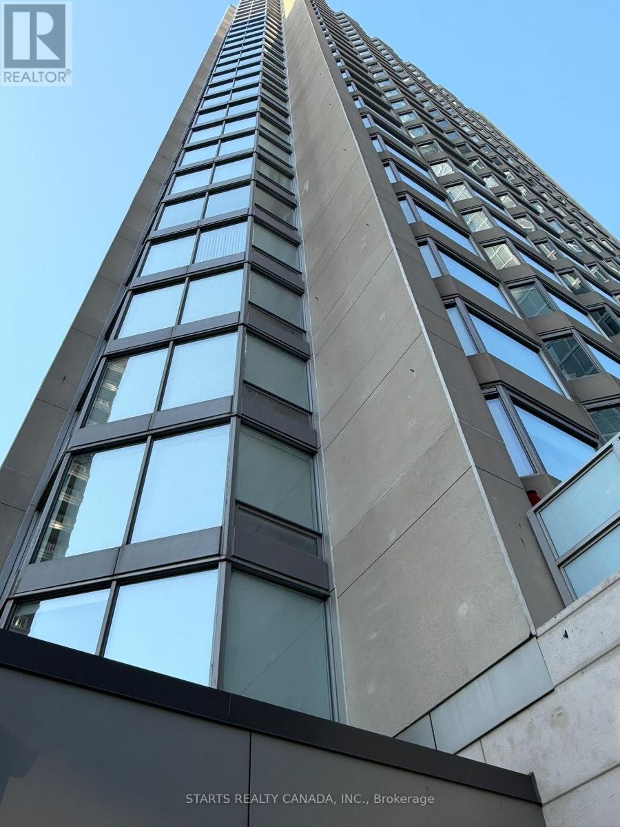 1009-155 Yorkville Avenue, Toronto, ON, M5R 0B4 - 2
