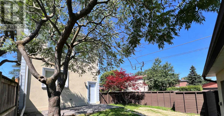 171 Westlake Avenue, Toronto, ON, M4C 4S3 - 7