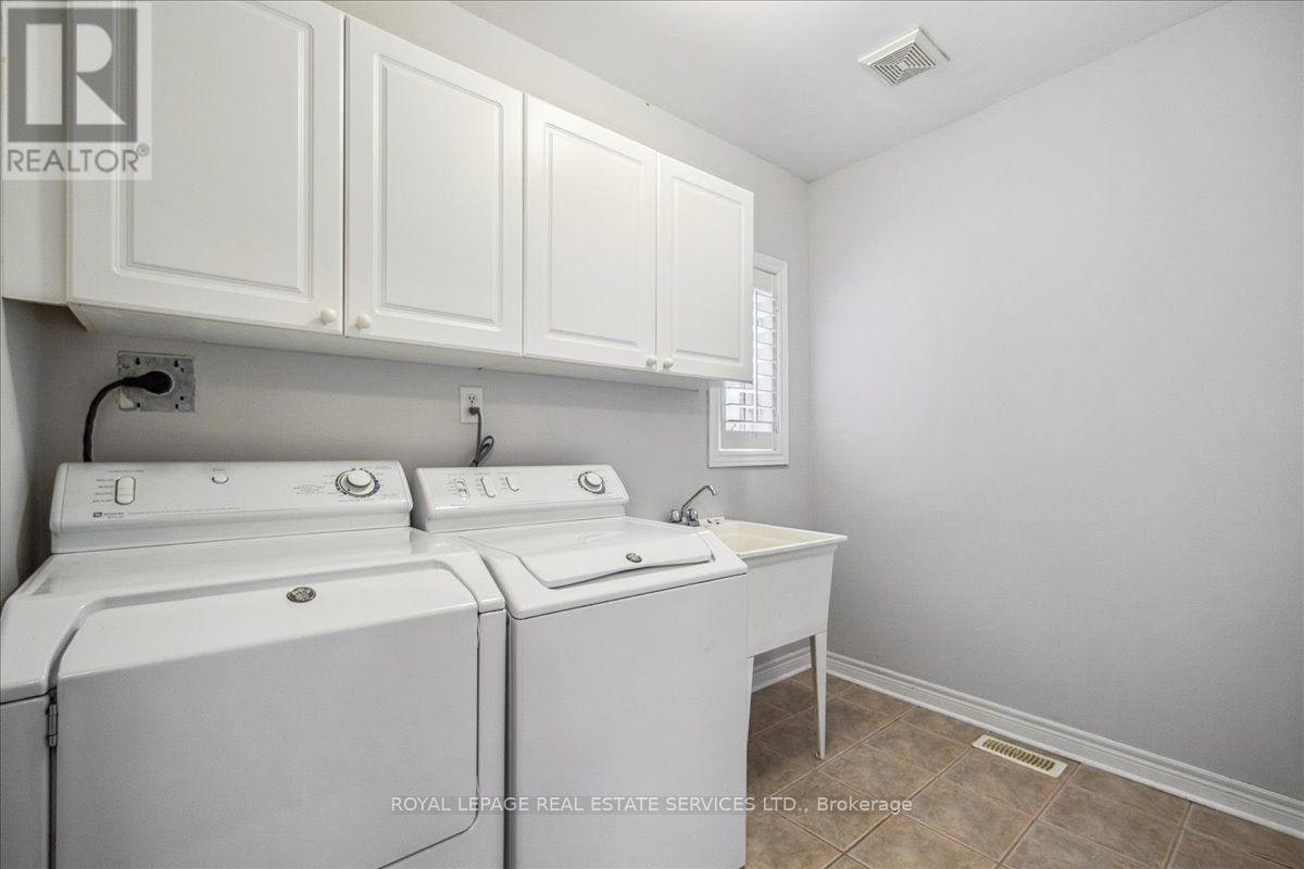 54 Stonebrook Crescent, Halton Hills, ON, L7G 6E5 - 35