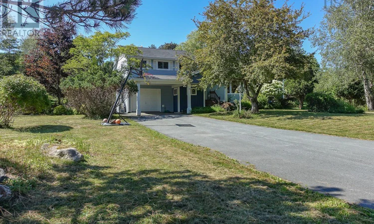 18 Holmes Hill Road