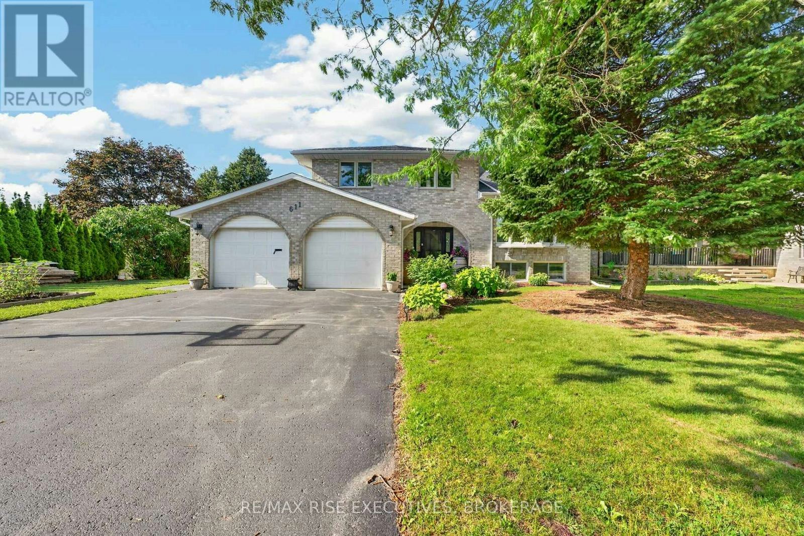 611 Rivermeade Avenue, Kingston, ON, K7M 7Z5