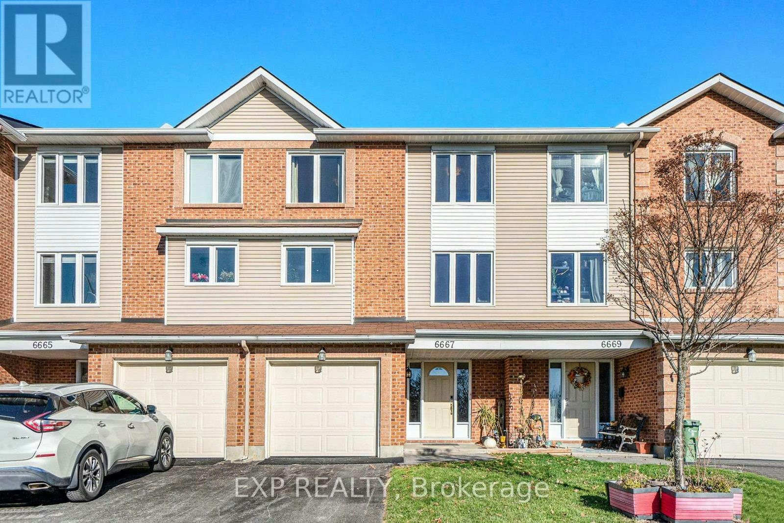 6667-6667 Bilberry Drive, Ottawa, ON, K1C 4N5