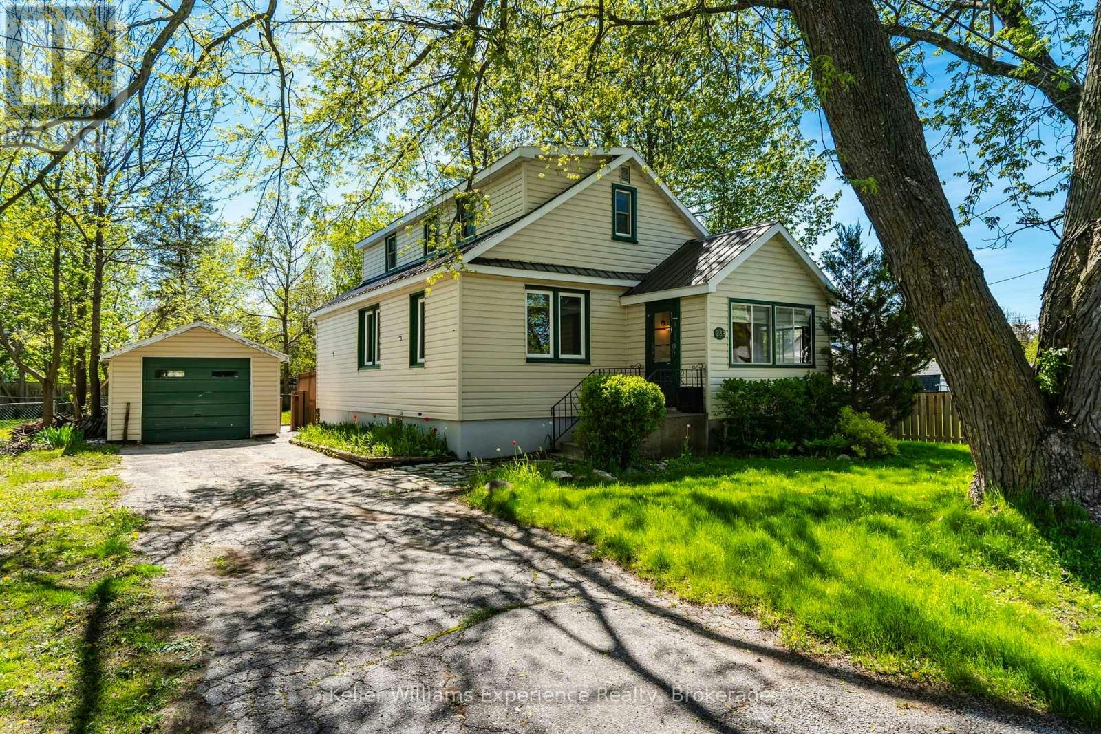 239 Oak Street, Clearview, ON, L0M 1S0