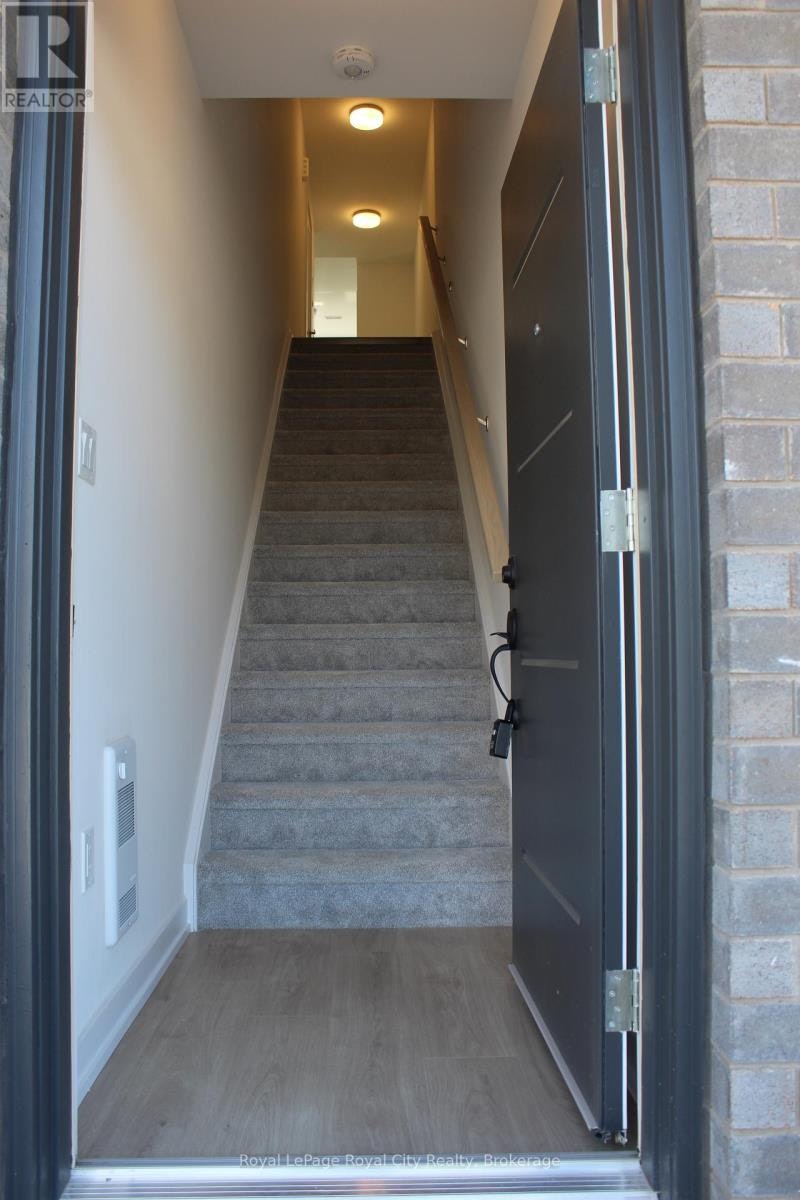 78-42 Lowes Road W, Guelph, ON, N1G 0H6 - 3