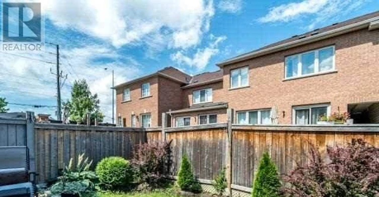 36 Lacebark Court, Brampton, ON, L6R 3M8 - 18