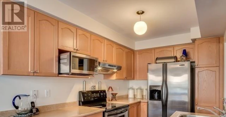 36 Lacebark Court, Brampton, ON, L6R 3M8 - 7