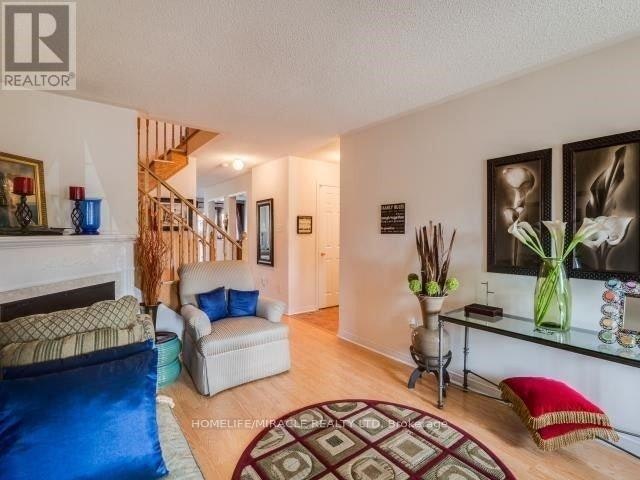 36 Lacebark Court, Brampton, ON, L6R 3M8 - 3