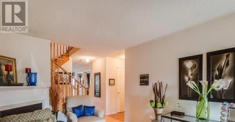 36 Lacebark Court, Brampton, ON, L6R 3M8 - 3