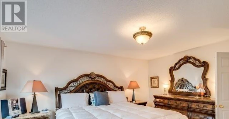 36 Lacebark Court, Brampton, ON, L6R 3M8 - 11