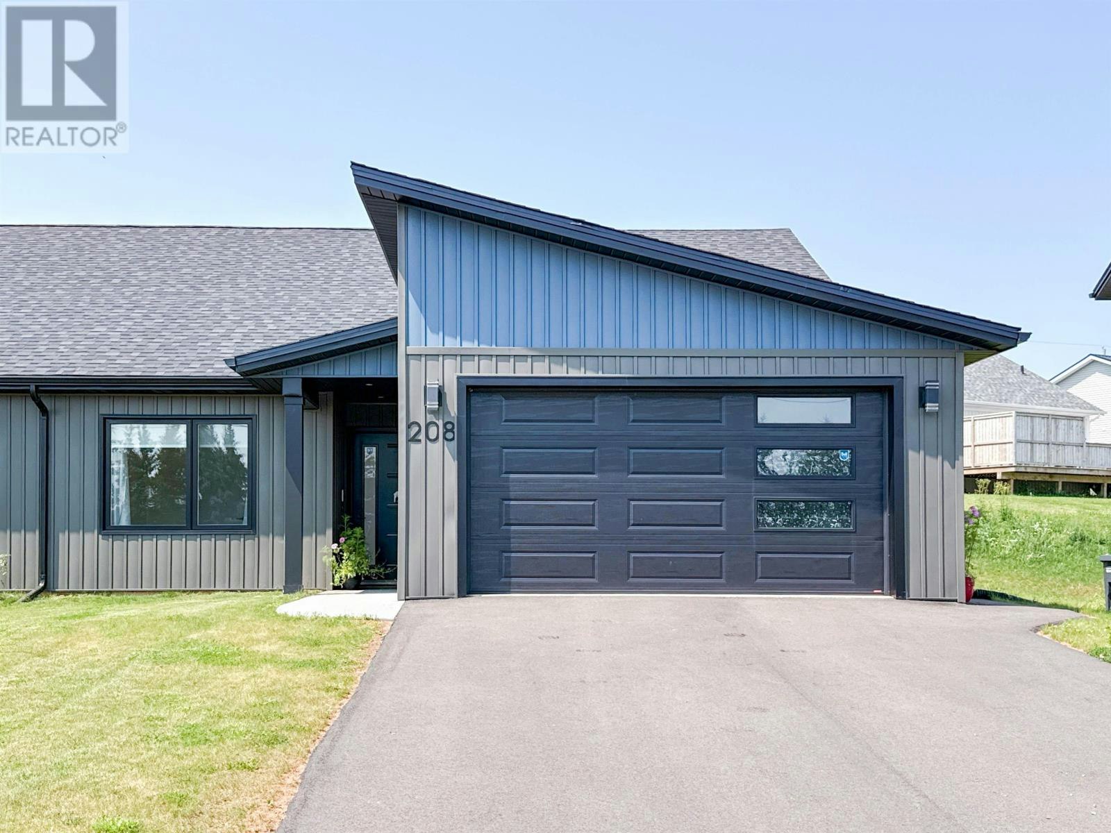 208 Stanmol Drive, Charlottetown, PE, C1E 3V1