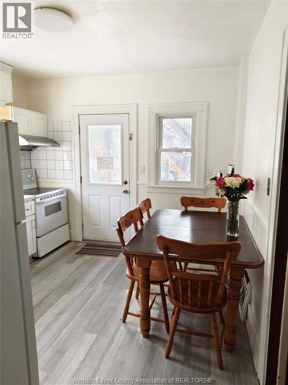 MAIN-3046 Alexander, Windsor, ON, N9C 1G5 - 13