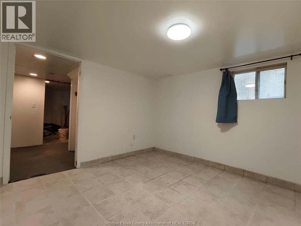 MAIN-3046 Alexander, Windsor, ON, N9C 1G5 - 4
