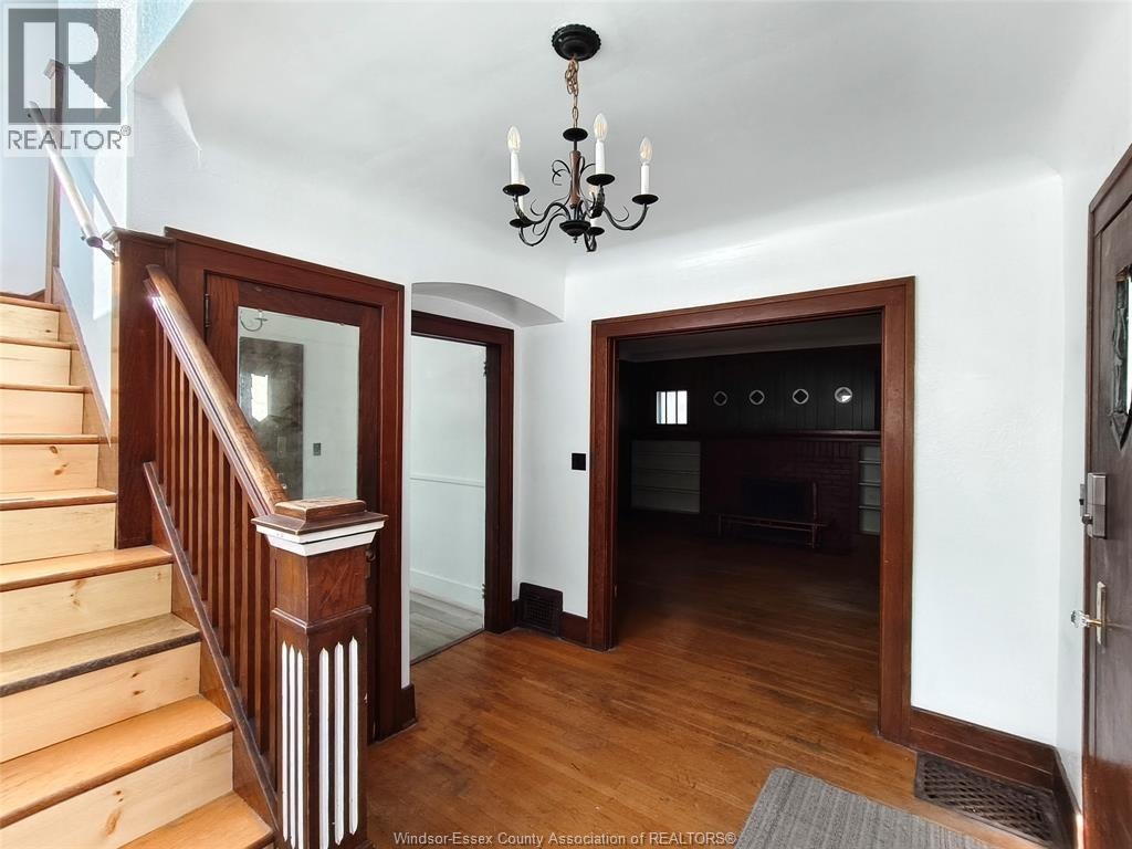 MAIN-3046 Alexander, Windsor, ON, N9C 1G5 - 5