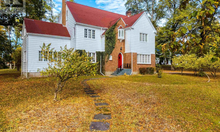 68 Cottage Street