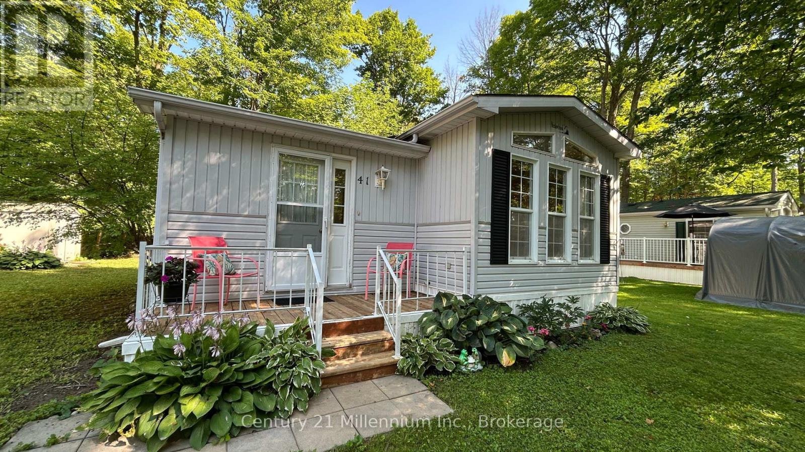 41 The Boardwalk, Wasaga Beach, ON, L9Z 3A8