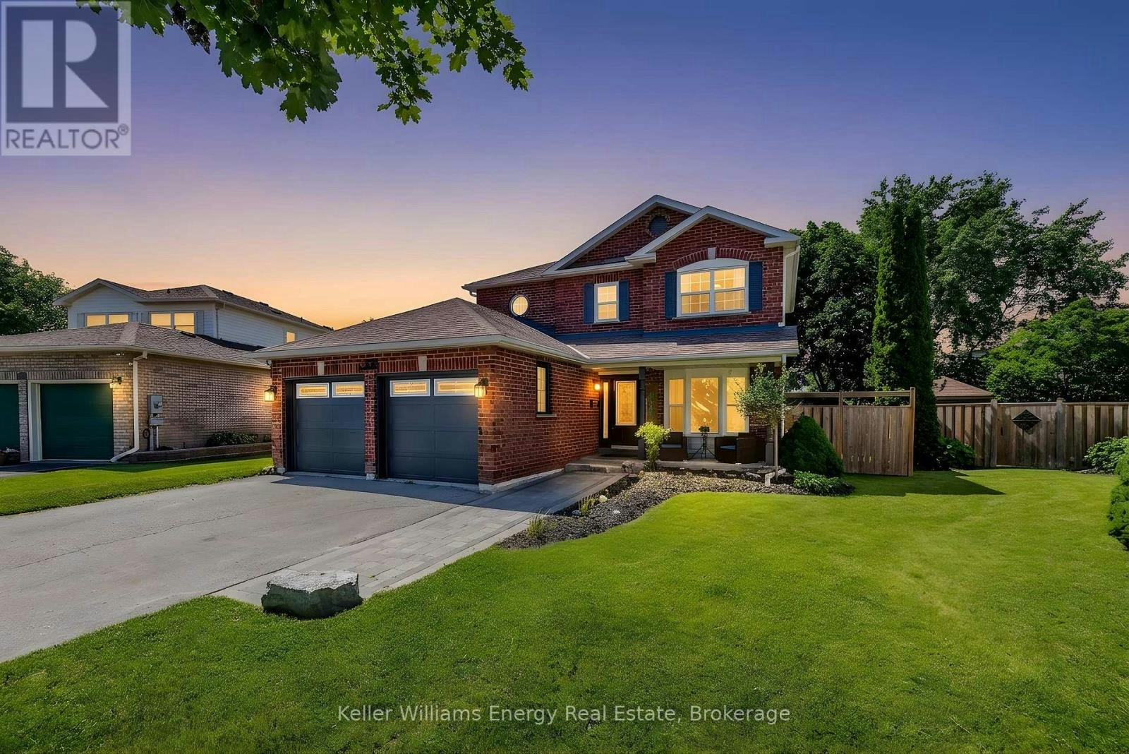 329 Challenger Court, Clarington, ON, L1B 1K4