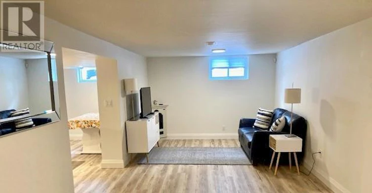 11 Auburn Street, Belleville, ON, K8P 2N1 - 5