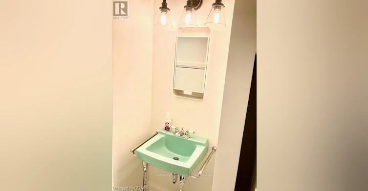 11 Auburn Street, Belleville, ON, K8P 2N1 - 9