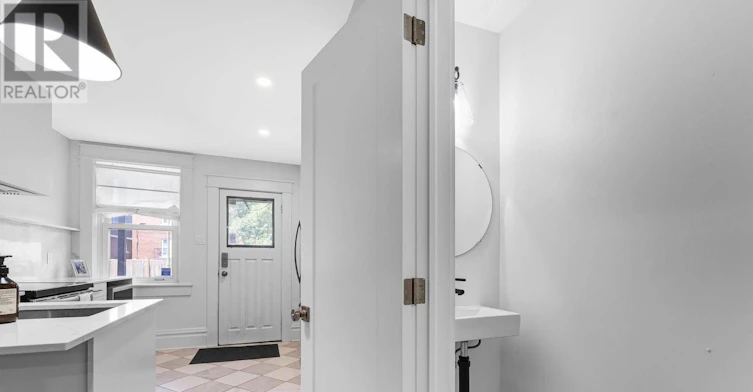 119 Hopewell Avenue, Ottawa, ON, K1S 2Z2 - 8