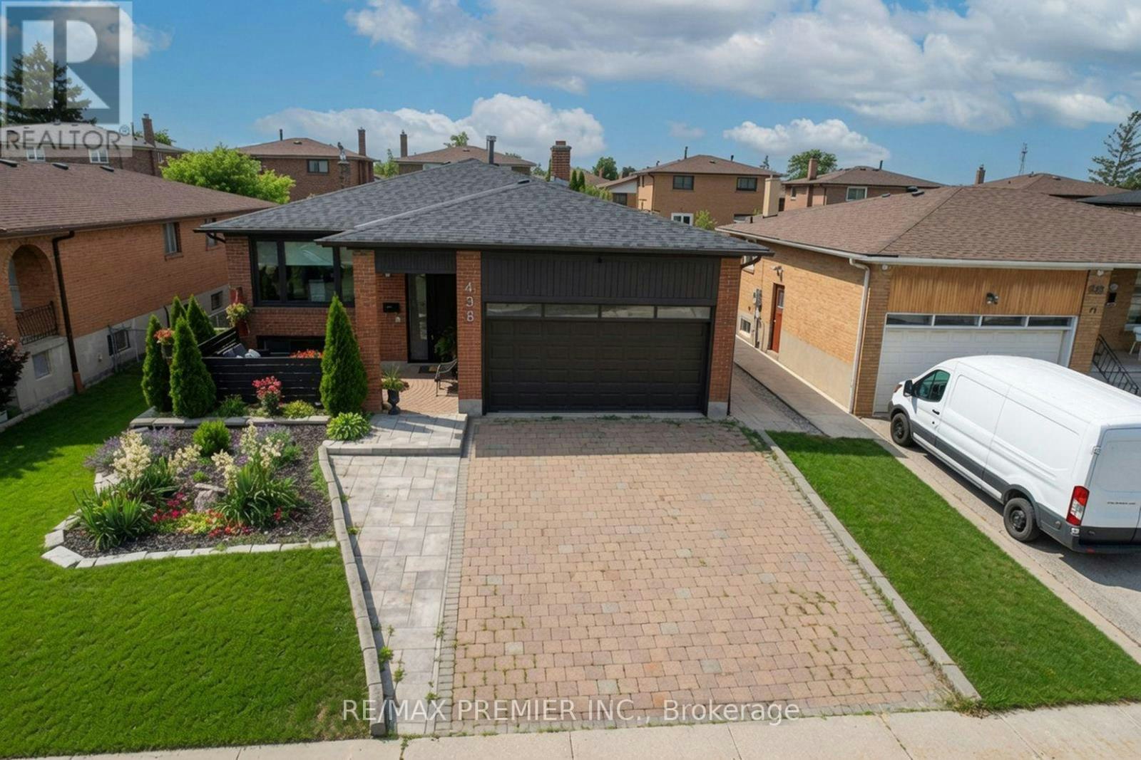 438 Woodbridge Avenue, Vaughan, ON, L4L 2T4