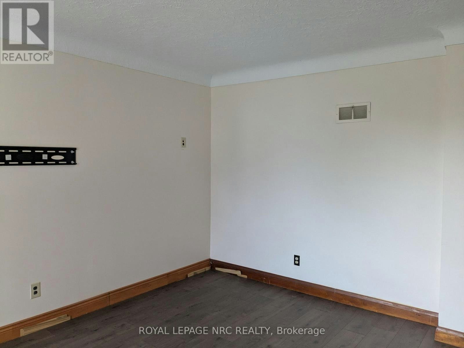 UPPER-187 Neff Street, Port Colborne, ON, L3K 3T7 - 5