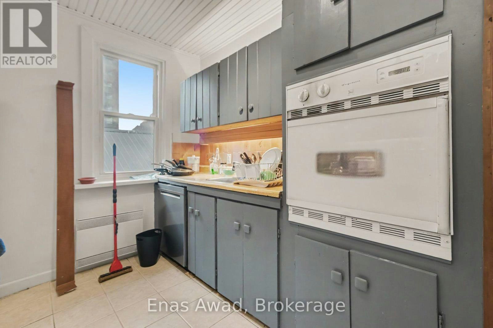 2-12 Somerset Street W, Ottawa, ON, K2P 0H4 - 6
