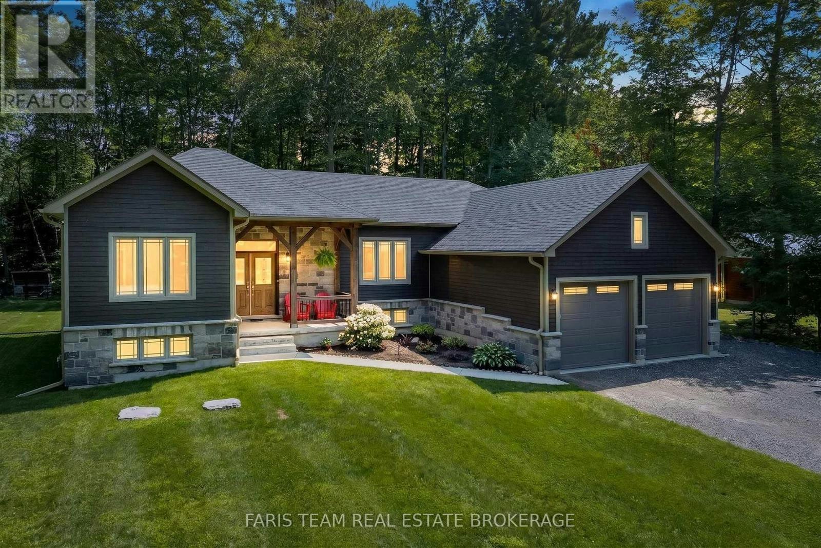 41 Tall Pines Drive, Tiny, ON, L9M 0H4