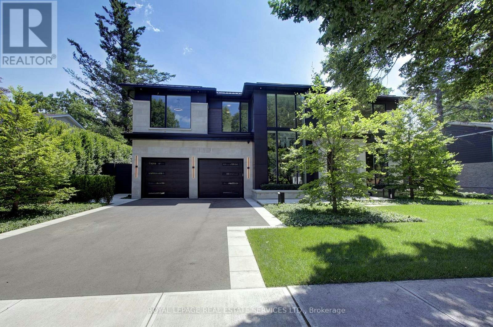 1472 Oakhill Drive, Oakville, ON, L6J 1Y5