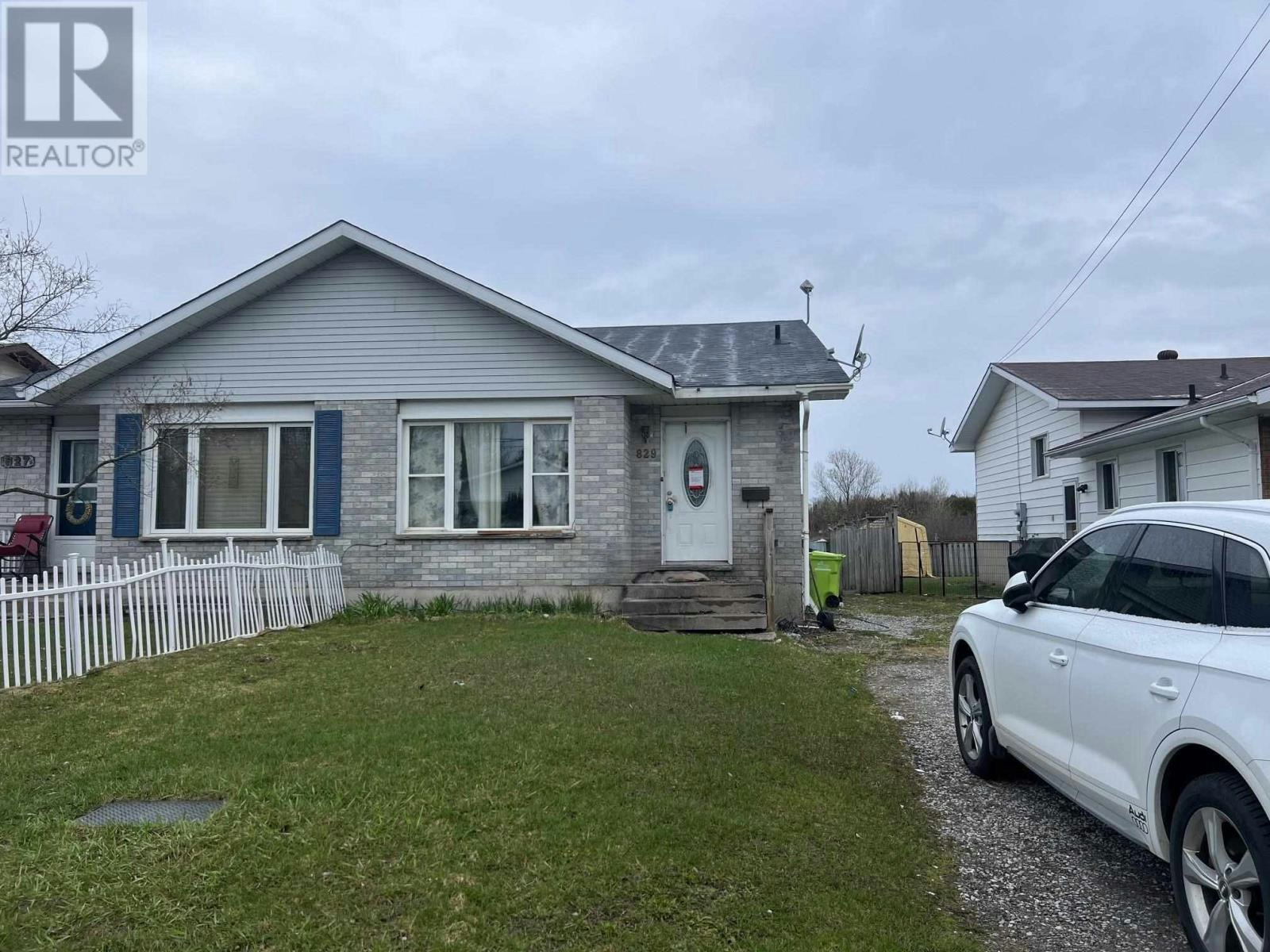 829 Cooper Street, Sault Ste. Marie, ON, P6C 4W3