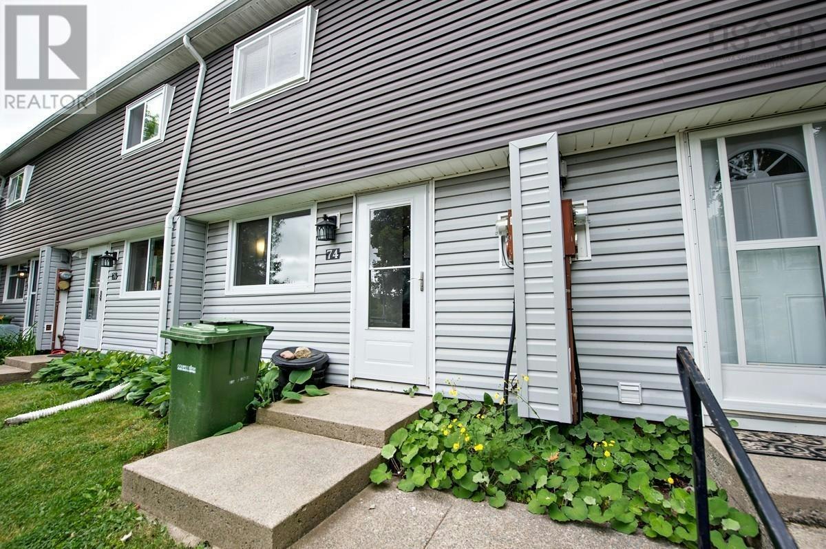 74 Cavendish Road, Halifax, NS, B3P 2K7