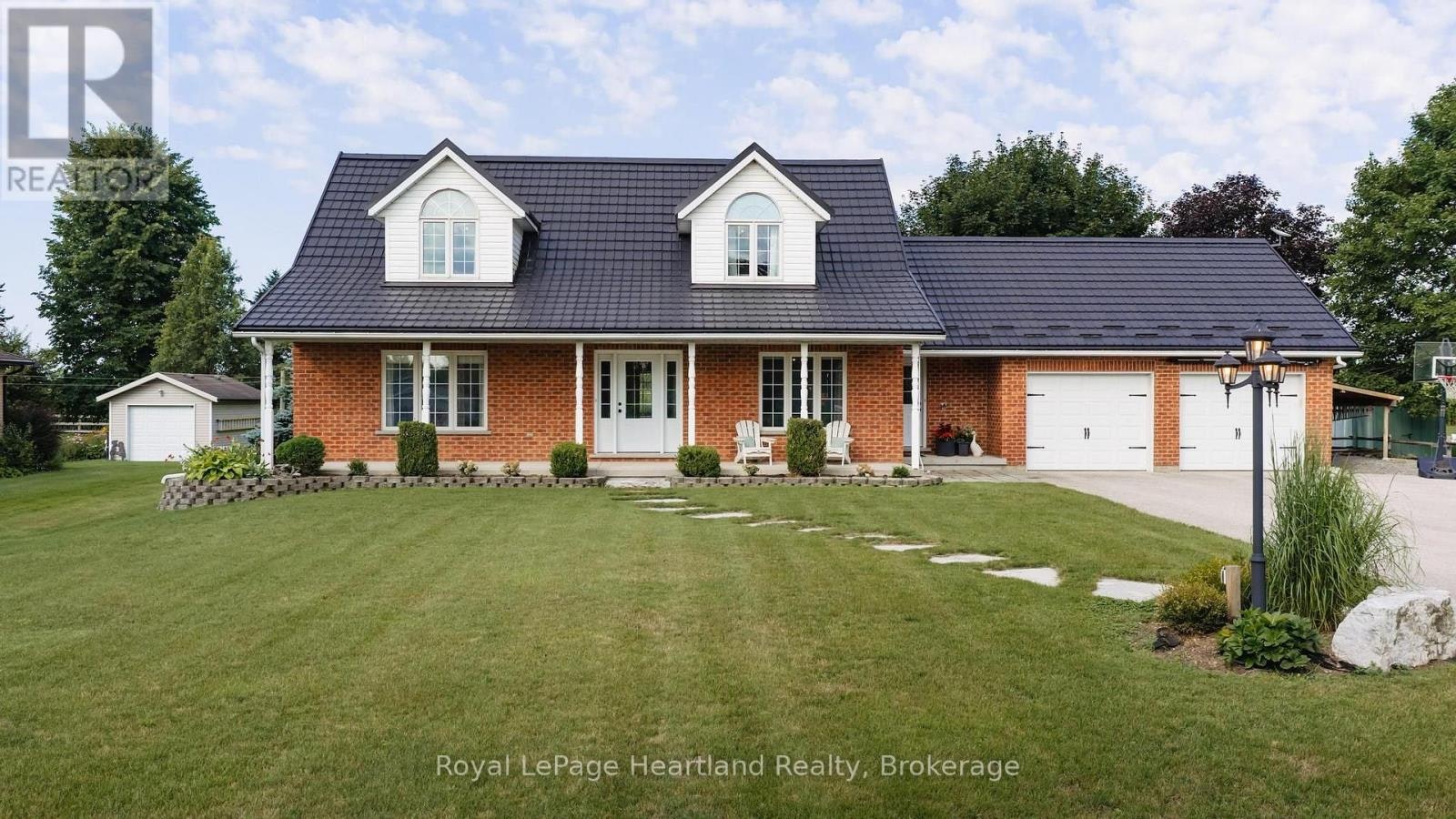 176 Mcfarlin Drive, West Grey, ON, N0G 2L0