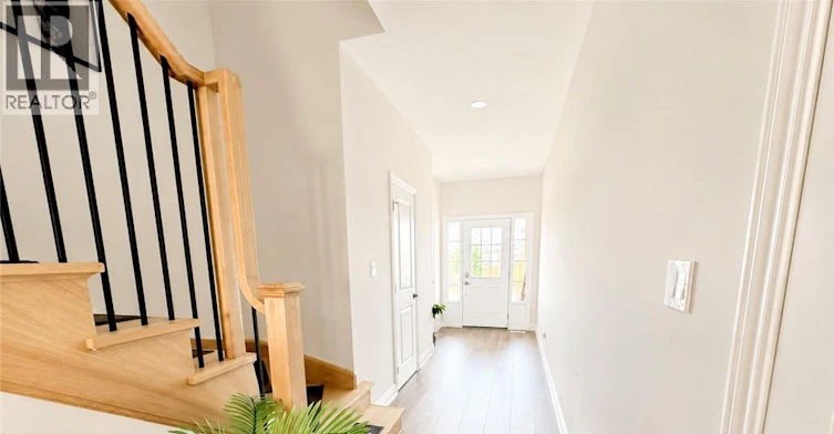 4 Harmony Way, Thorold, ON, L2V 0B8 - 2