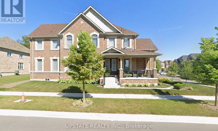 18 Blenheim Circle