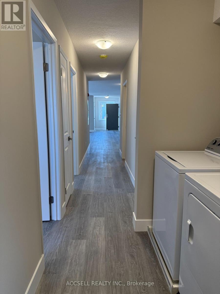 25 Alexandria Avenue, St. Thomas, ON, N5P 3M7 - 14