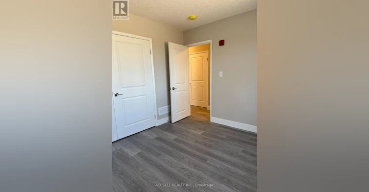 25 Alexandria Avenue, St. Thomas, ON, N5P 3M7 - 11