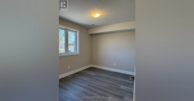 25 Alexandria Avenue, St. Thomas, ON, N5P 3M7 - 12