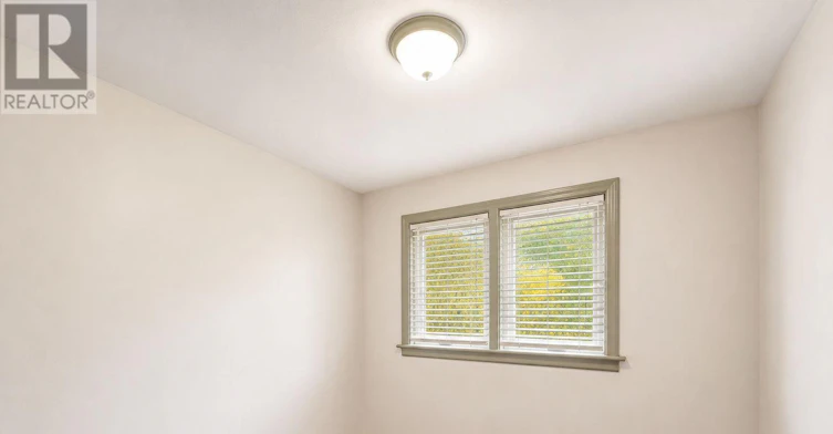 307 Springbank Avenue N, Woodstock, ON, N4S 7R5 - 8