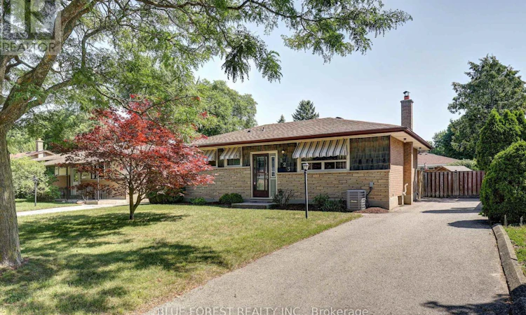 123 Aponi Crescent