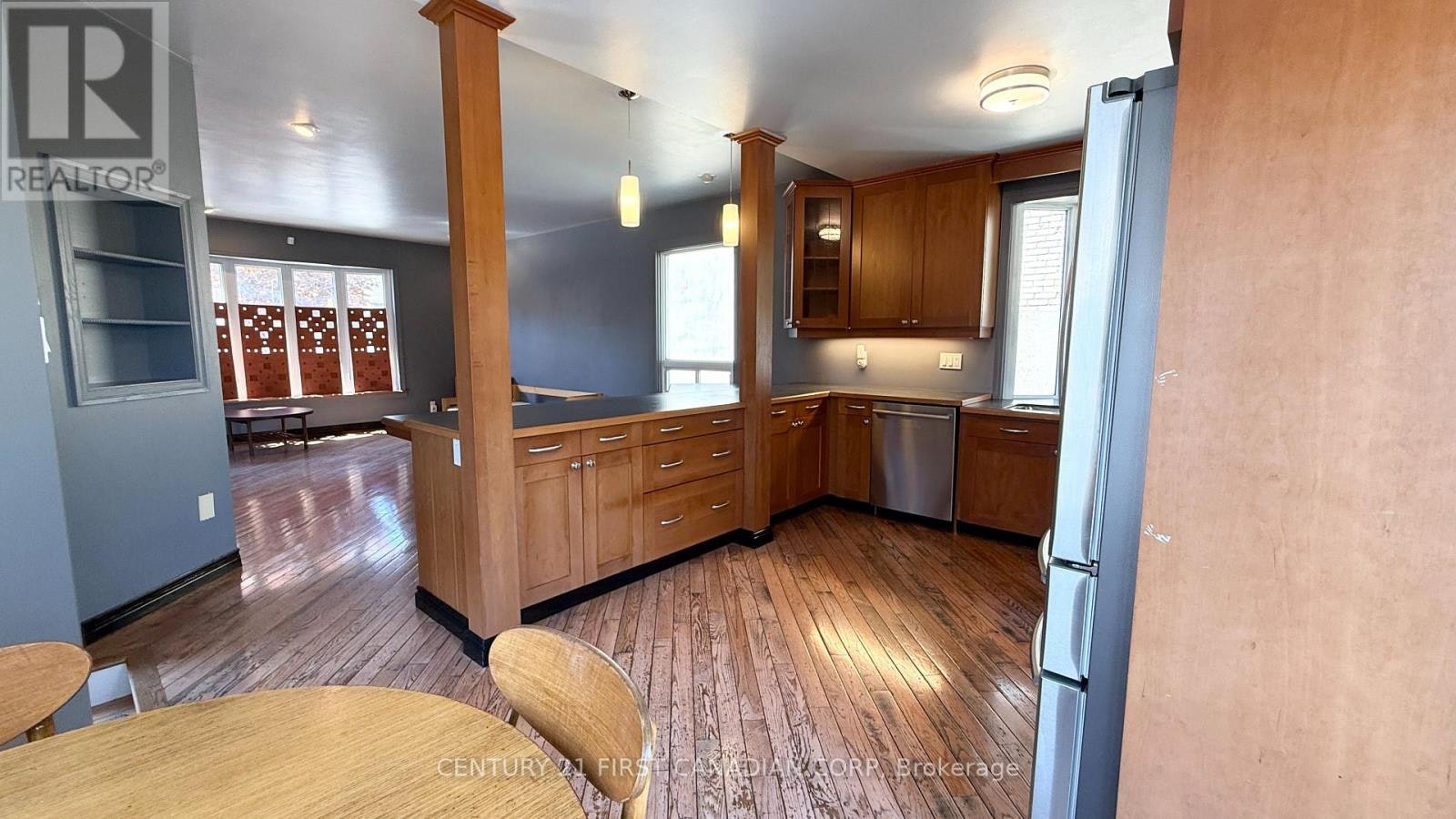 2 Erie Avenue, London, ON, N6J 1J1 - 7