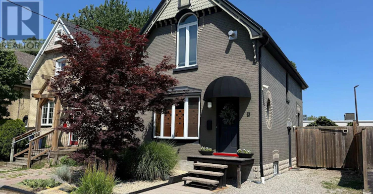 2 Erie Avenue, London, ON, N6J 1J1 - 2