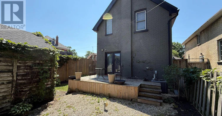 2 Erie Avenue, London, ON, N6J 1J1 - 20