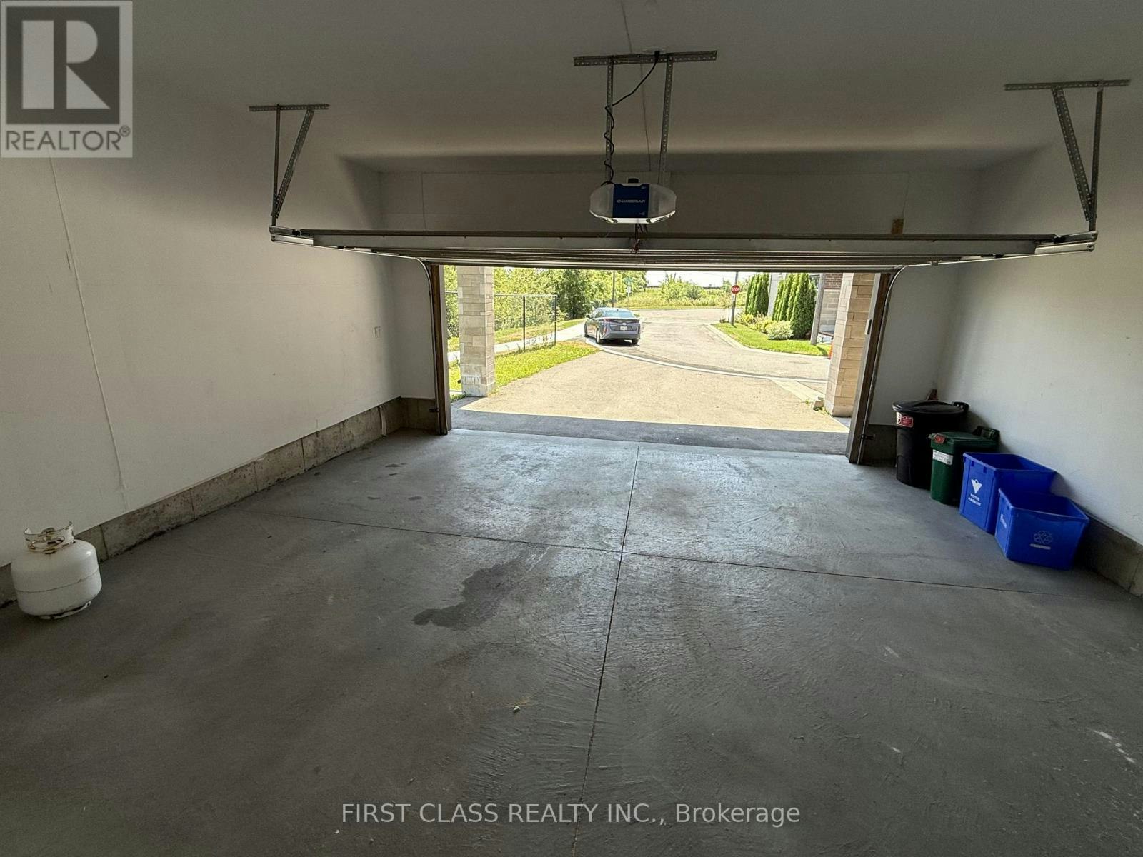 31 Breyworth Road, Markham, ON, L6C 0E6 - 3