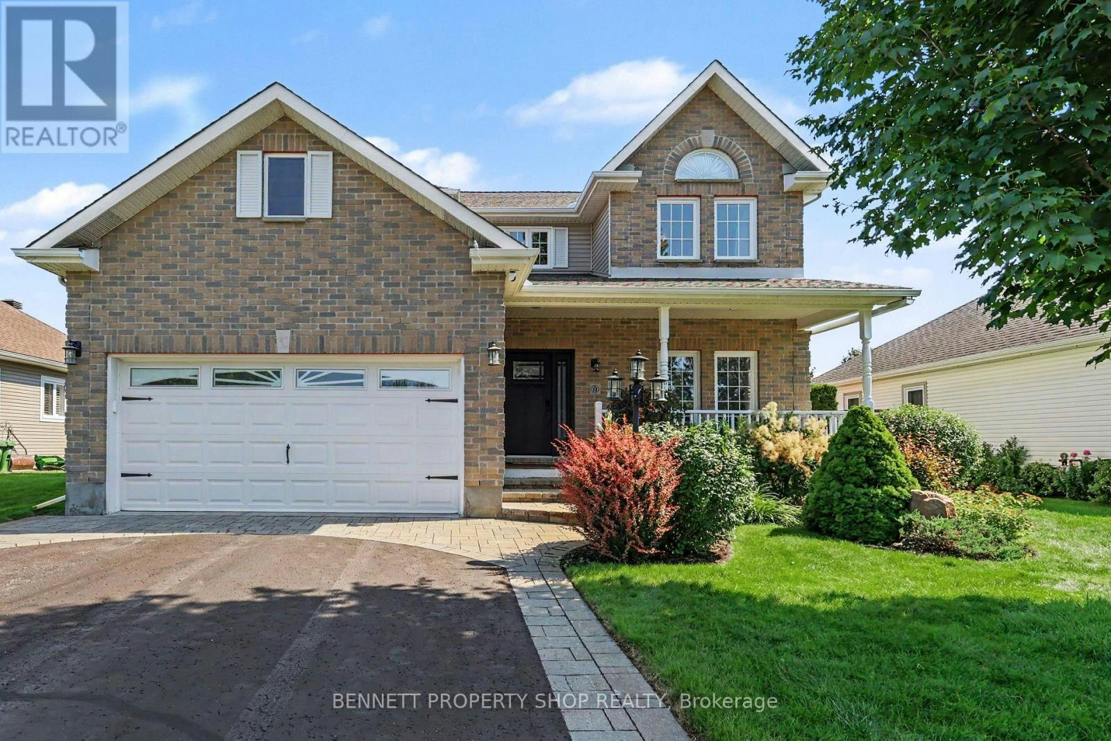 32 Rochelle Drive, Ottawa, ON, K0A 2Z0